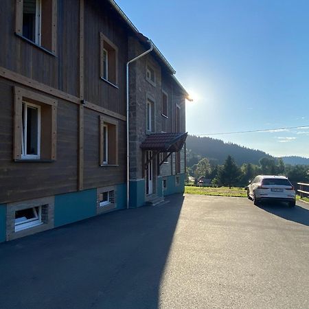 סן-מוריס-סור-מוסל Loft 5 Personnes Type Chalet Avec Jardin מראה חיצוני תמונה