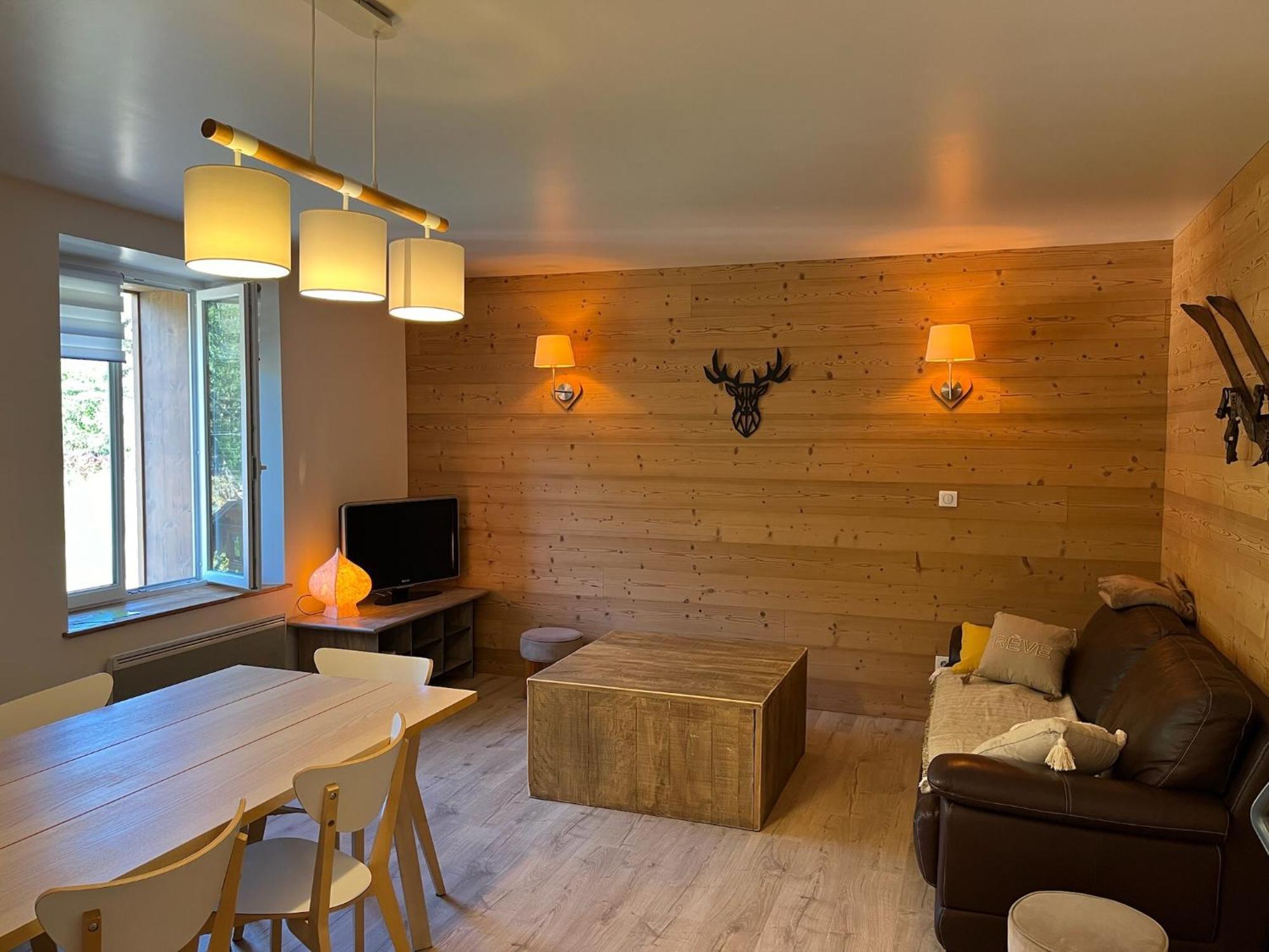 סן-מוריס-סור-מוסל Loft 5 Personnes Type Chalet Avec Jardin מראה חיצוני תמונה