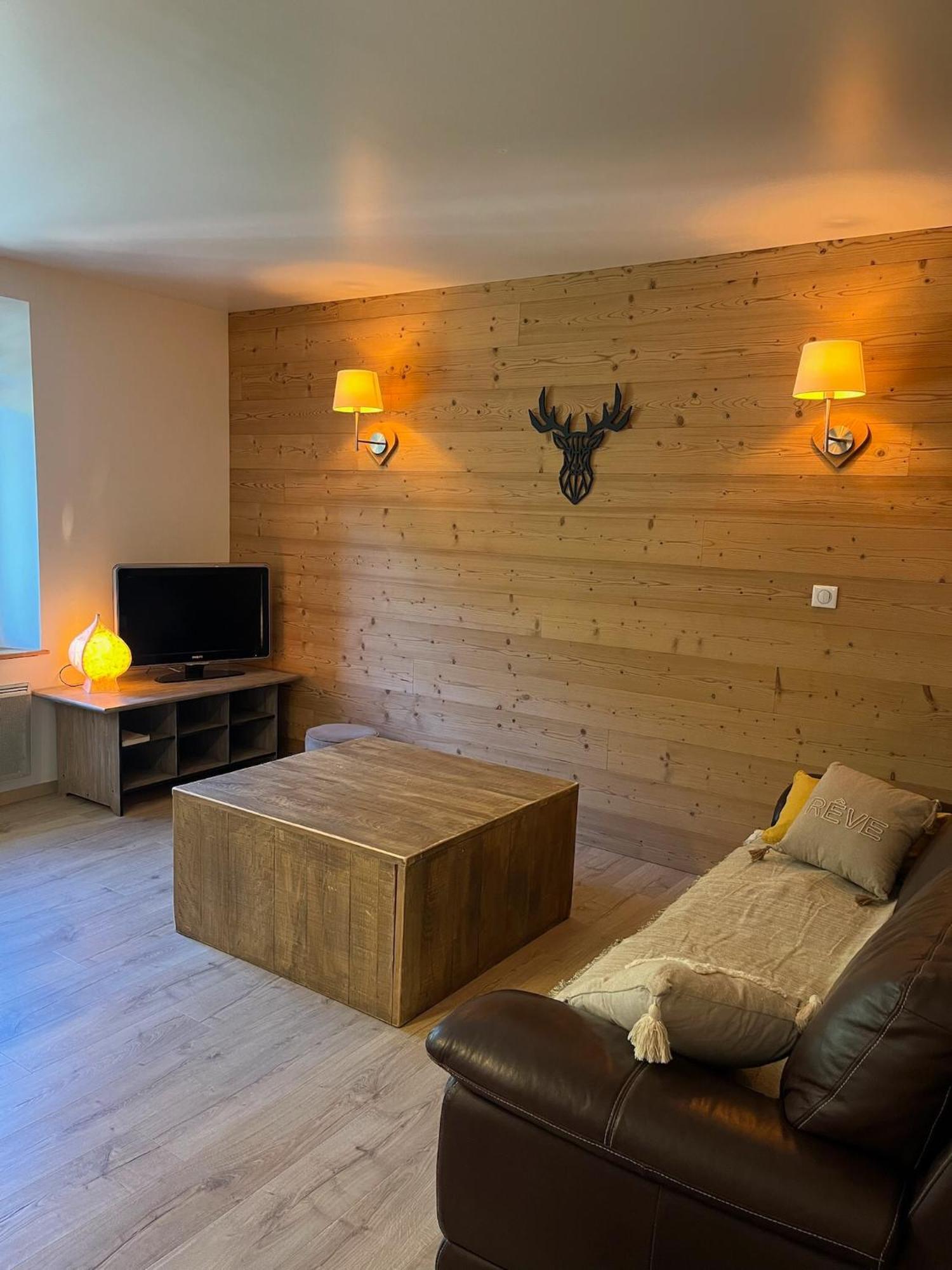 סן-מוריס-סור-מוסל Loft 5 Personnes Type Chalet Avec Jardin מראה חיצוני תמונה